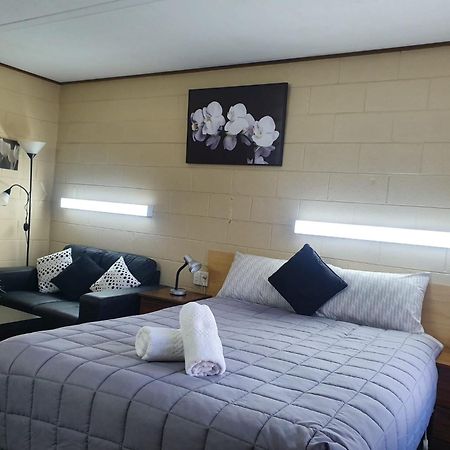 Morwell Parkside Motel Ngoại thất bức ảnh