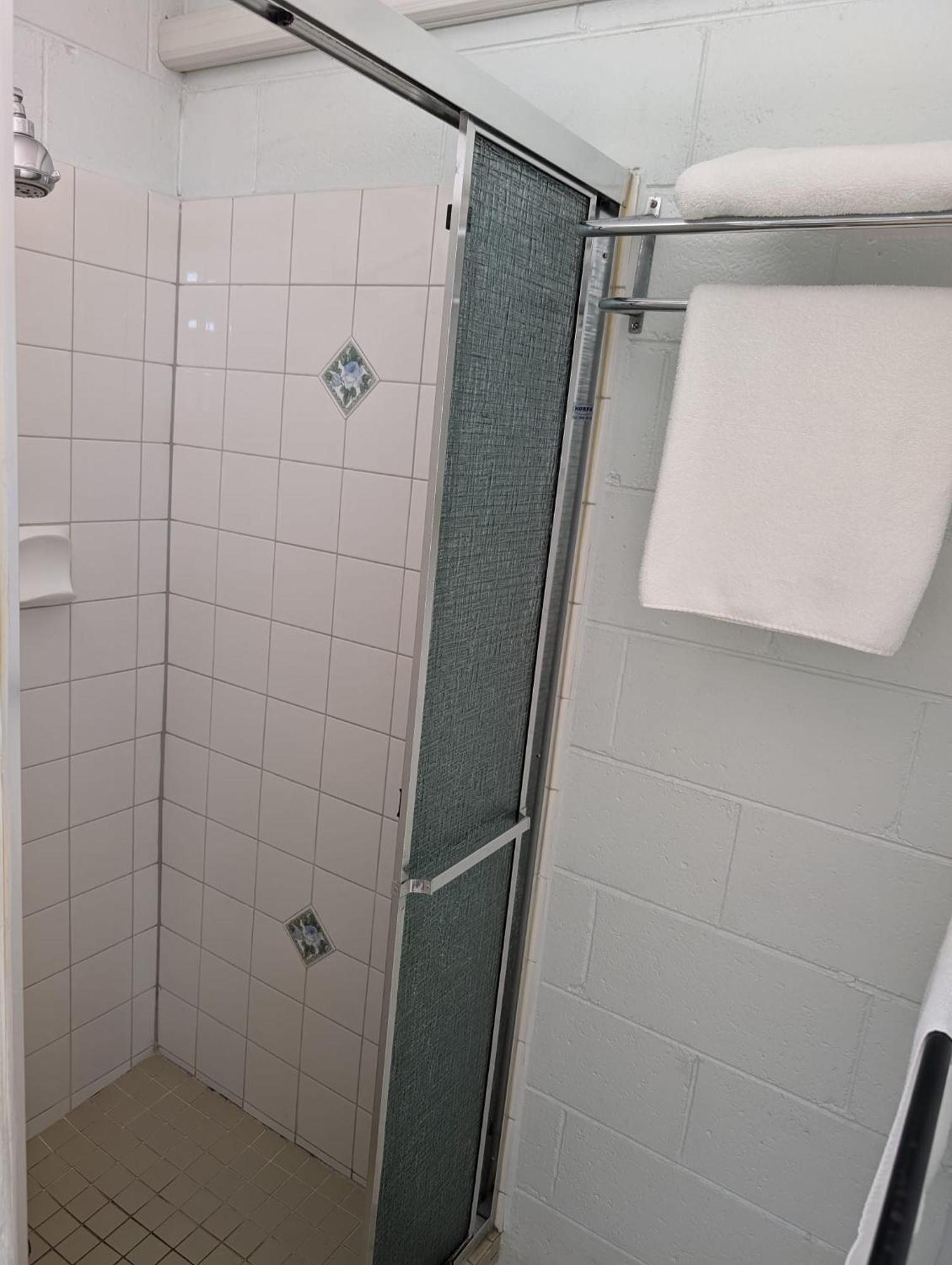 Morwell Parkside Motel Ngoại thất bức ảnh